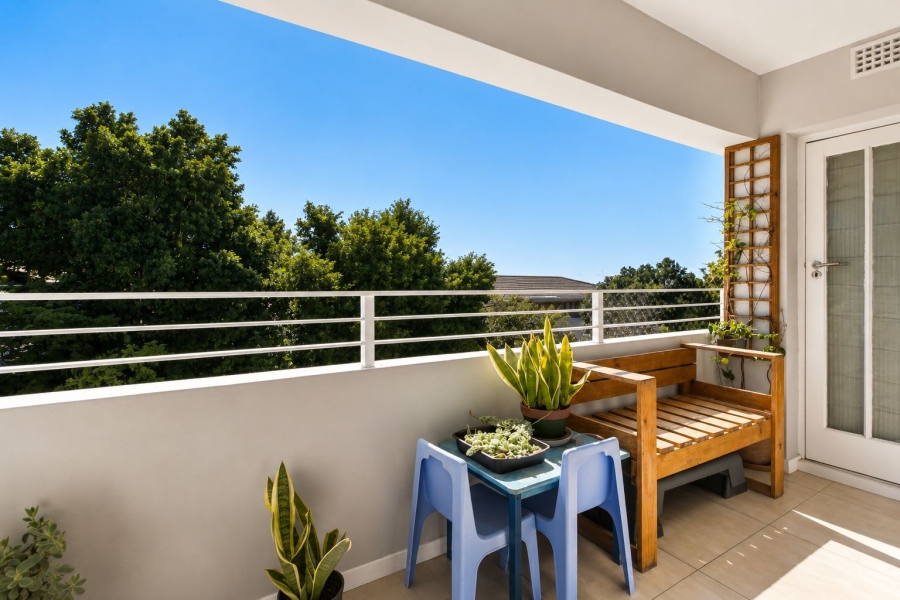 2 Bedroom Property for Sale in Oranjezicht Western Cape